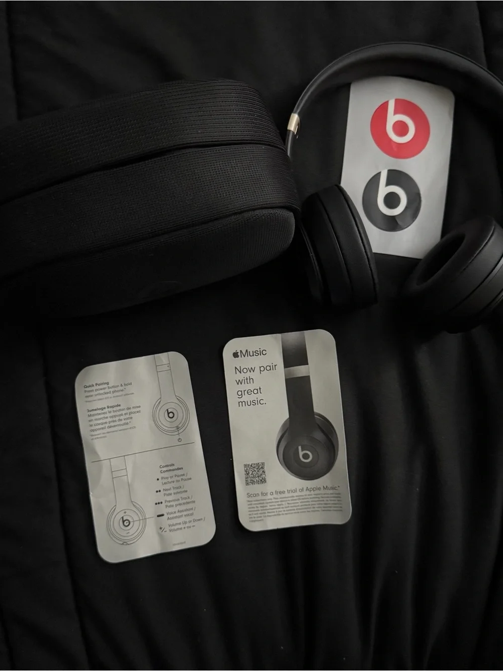 Beats by Dre Studio3 Wireless Over-Ear Headphones - Black & Gold with Carry Case